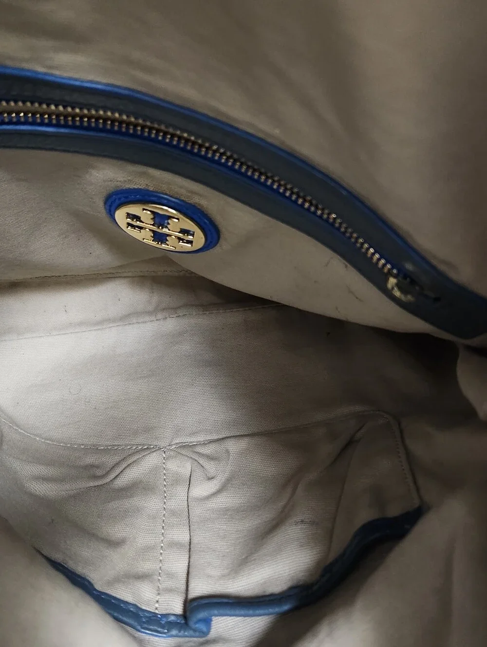 Tory Burch classic gray